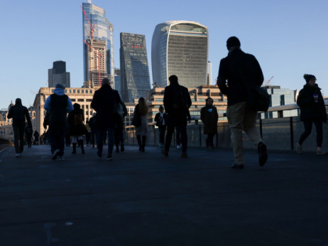 Rekordan broj britanskih finansijskih čelnika upozorava na rast operativnih troškova