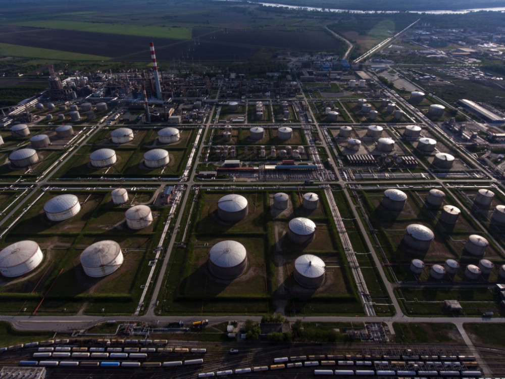 Cijena nafte se stabilizovala, u fokusu ponuda Rusije i tražnja Kine