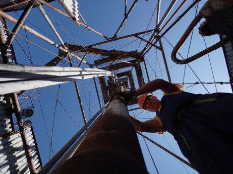 IEA: Od iduće godine Rusija mora pronaći novo tržište za svoju naftu