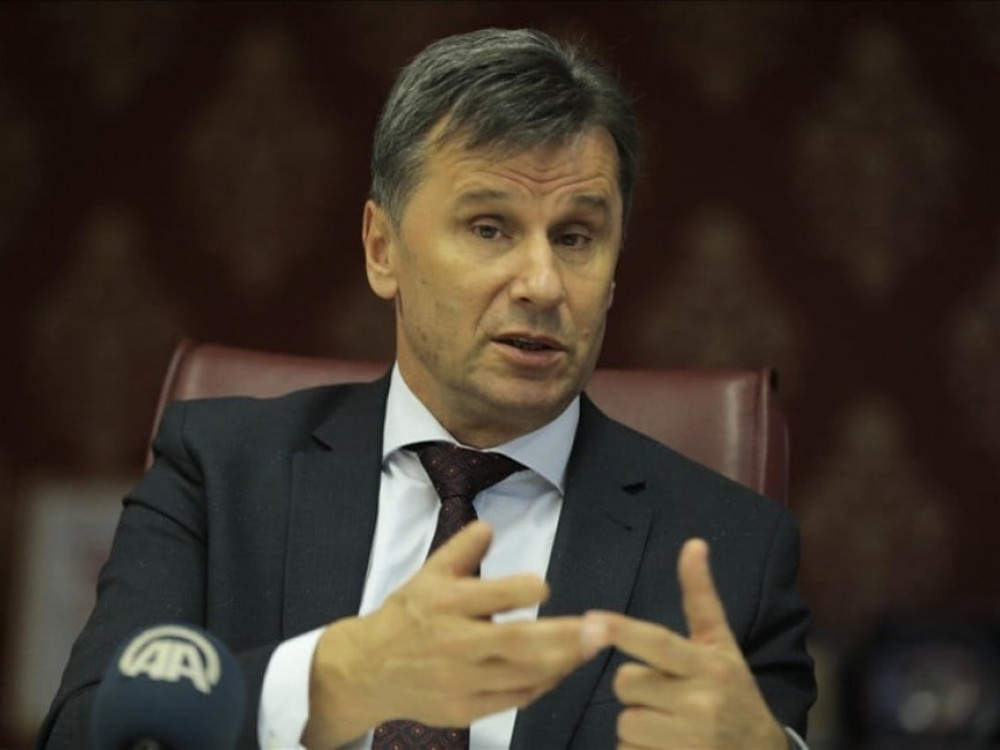 Pregled tjedna: Novalić i Trump, respiratori i porno zvijezde, regulatori bankarskog sektora odlučni i složni