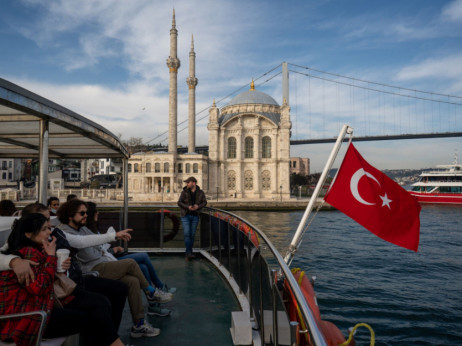 Novi pad lire, Tursku potrese i visoki rast cijena