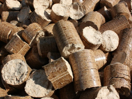 Vlada FBiH najavljuje restriktivne mjere ako cijene peleta i drveta ne padnu