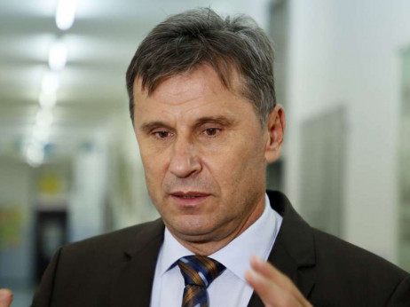 Novalić: Imamo dovoljno robnih rezervi, a struja neće poskupiti