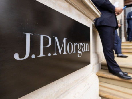 JPMorgan vraća direktore u urede