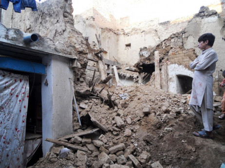 Najmanje 920 osoba stradalo u potresu u Afganistanu