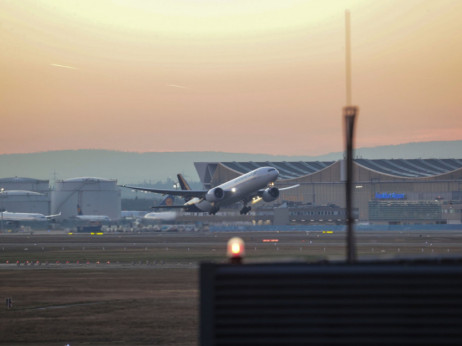 Lufthansa smatra da će prekidi u letovim trajati do 2023.