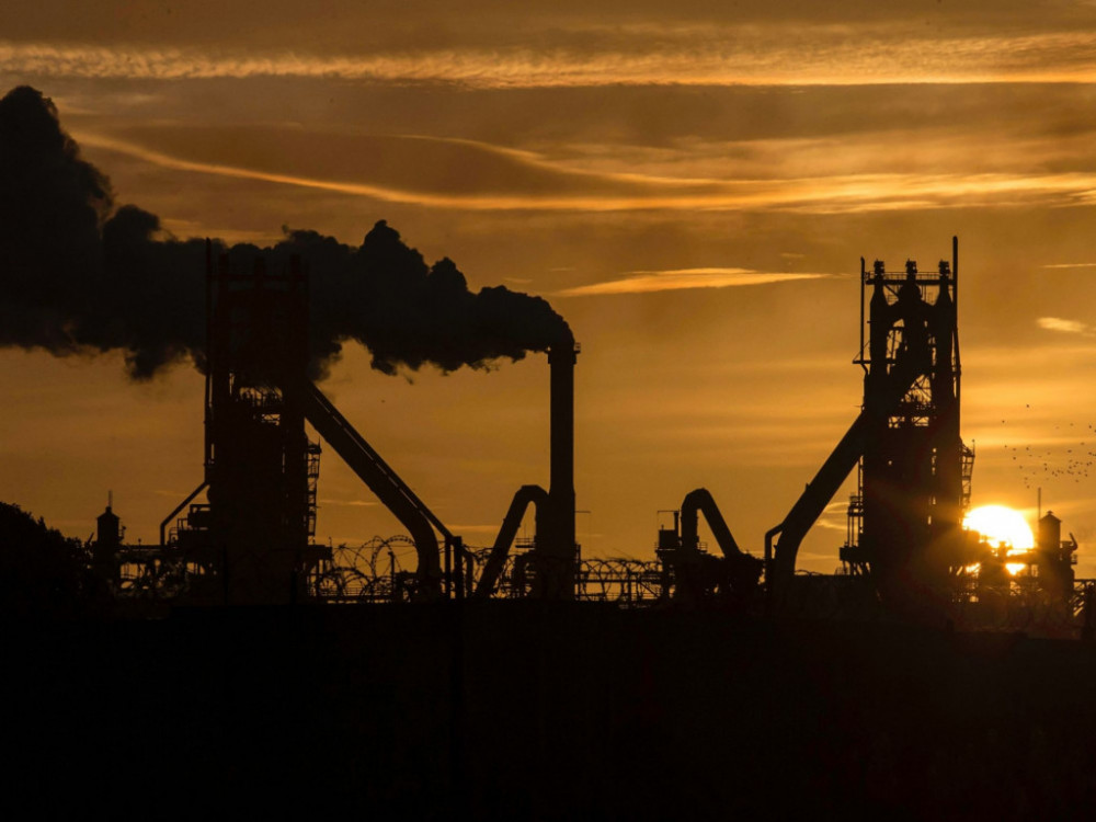 Nafta krenula ka trećenedjeljnom padu