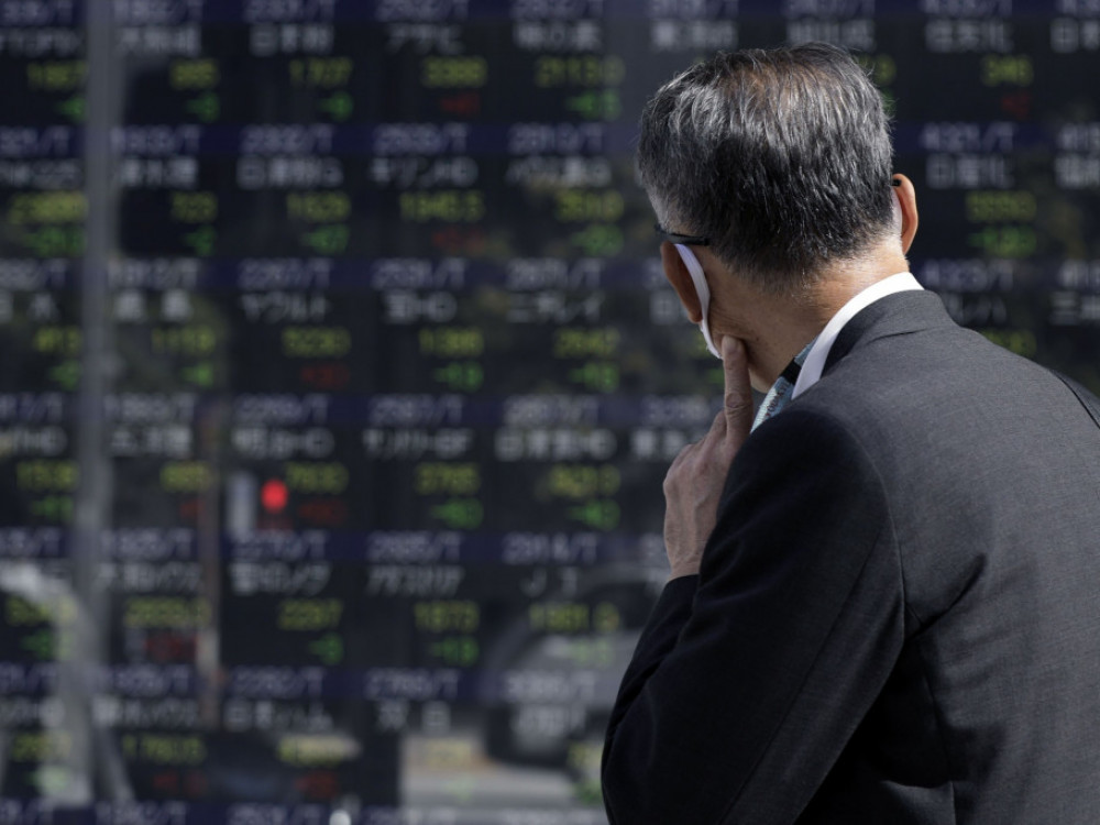 Prinosi na obveznice rastu, dobici na akcijama