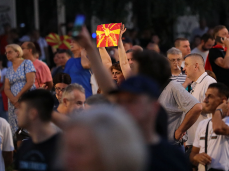 U S. Makedoniji ozlijeđeno 40 policajaca, 11 osoba privedeno