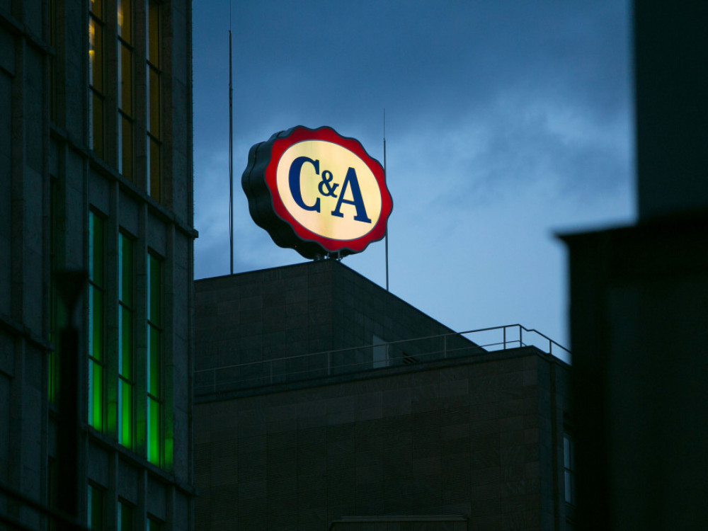 C&A preko noći odlazi iz Srbije, stečaj još nije otvoren