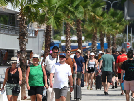 Kroz zračnu i trajektnu luku u Splitu za vikend će proći 130 tisuća turista
