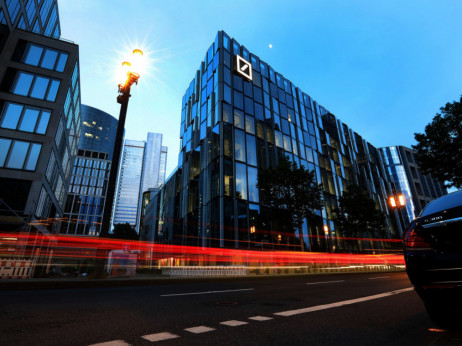 Deutsche Bank želi dijelove Credit Suissea