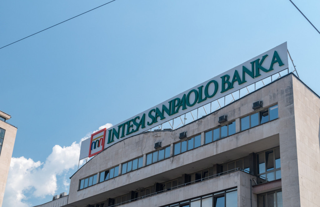 Rezervisanja i troškovi smanjili dobit Intesa Sanpaolo Banke za 15 odsto