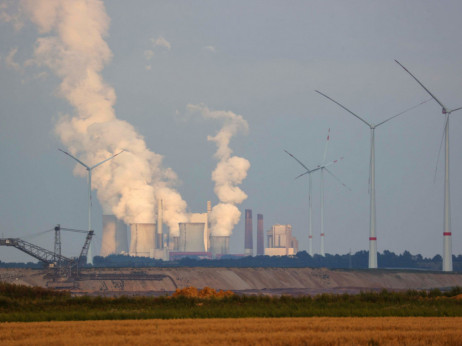 Klimatski ciljevi sve nedostižniji, ulaganja u zelenu energiju rastu