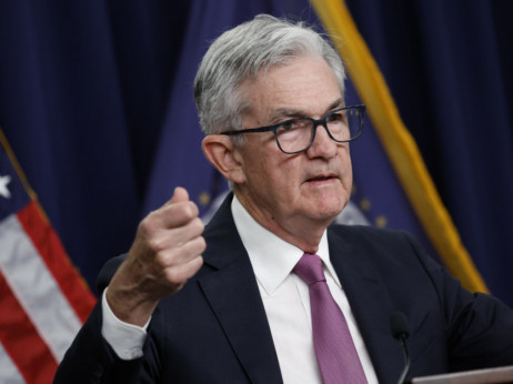 Powell: Fed odlučan da završi posao s inflacijom