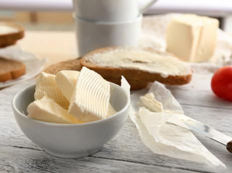 Pada proizvodnja mlijeka, prerađivači forsiraju sir, kajmak i maslac