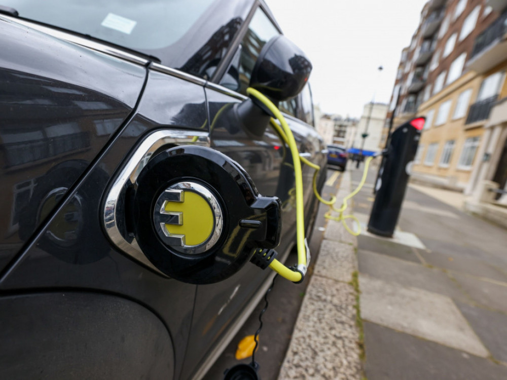 Punjači za električna vozila u EU biće na svakih 60 km