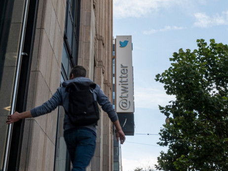 Nakon otpuštanja, Twitter moli pojedine radnike da se vrate