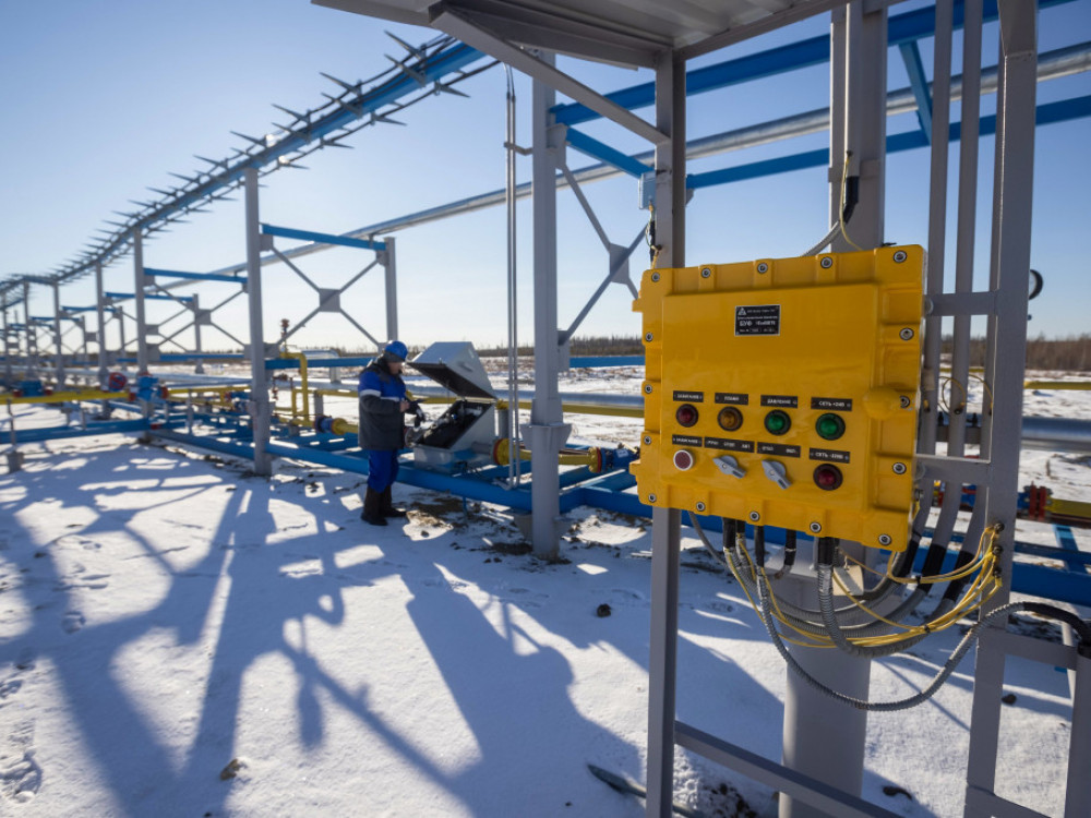 EU užurbano traži dogovor o ograničenju cijena plina i ruske nafte