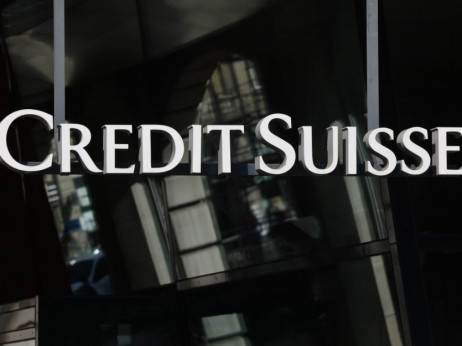 Credit Suisse: Značajan gubitak u 2023., klijenti povukli 120 milijardi dolara
