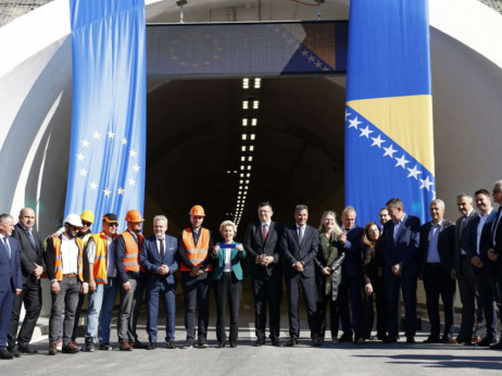Otvoren tunel 'Ivan' i novih 6,8 kilometara autoputa