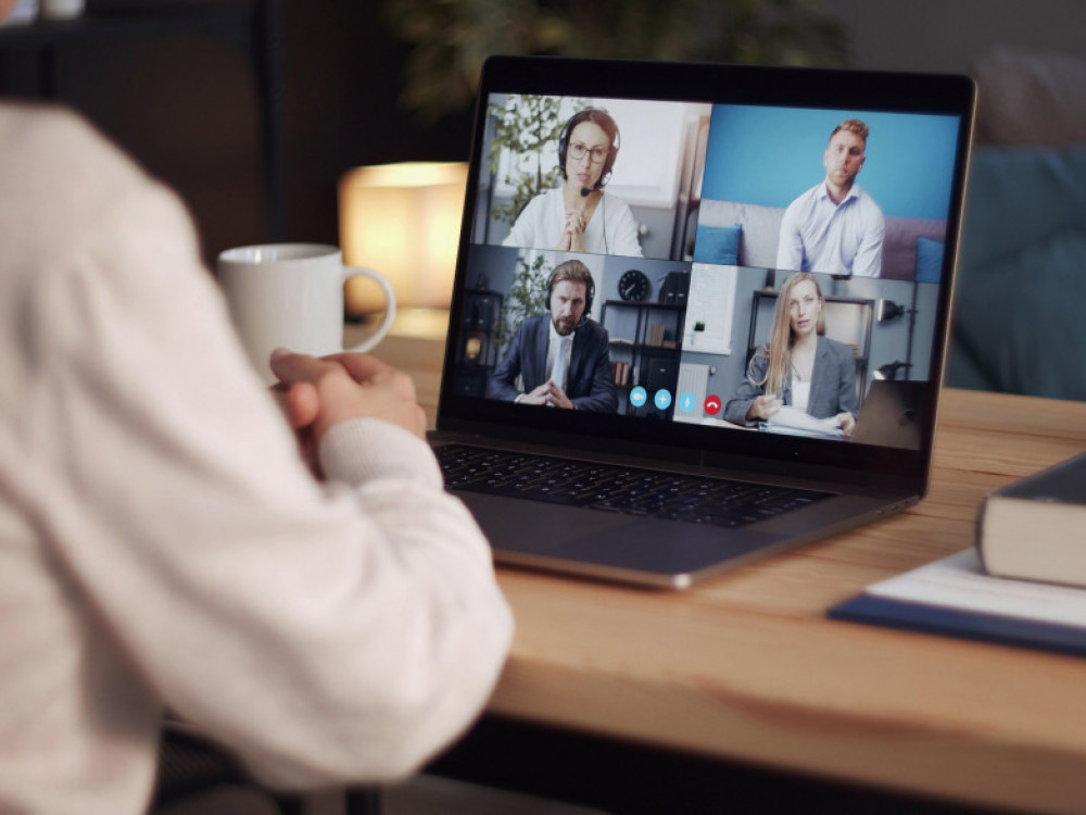 Hibridni model rada za kompanije donosi nove izazove