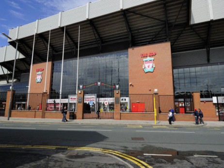 Čuveni nogometni klub Liverpool je na prodaju