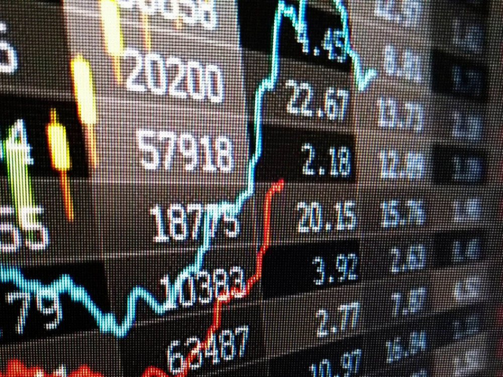 Europske burze u prazničkom padu, ulagači zabrinuti nakon izbora u Španjolskoj