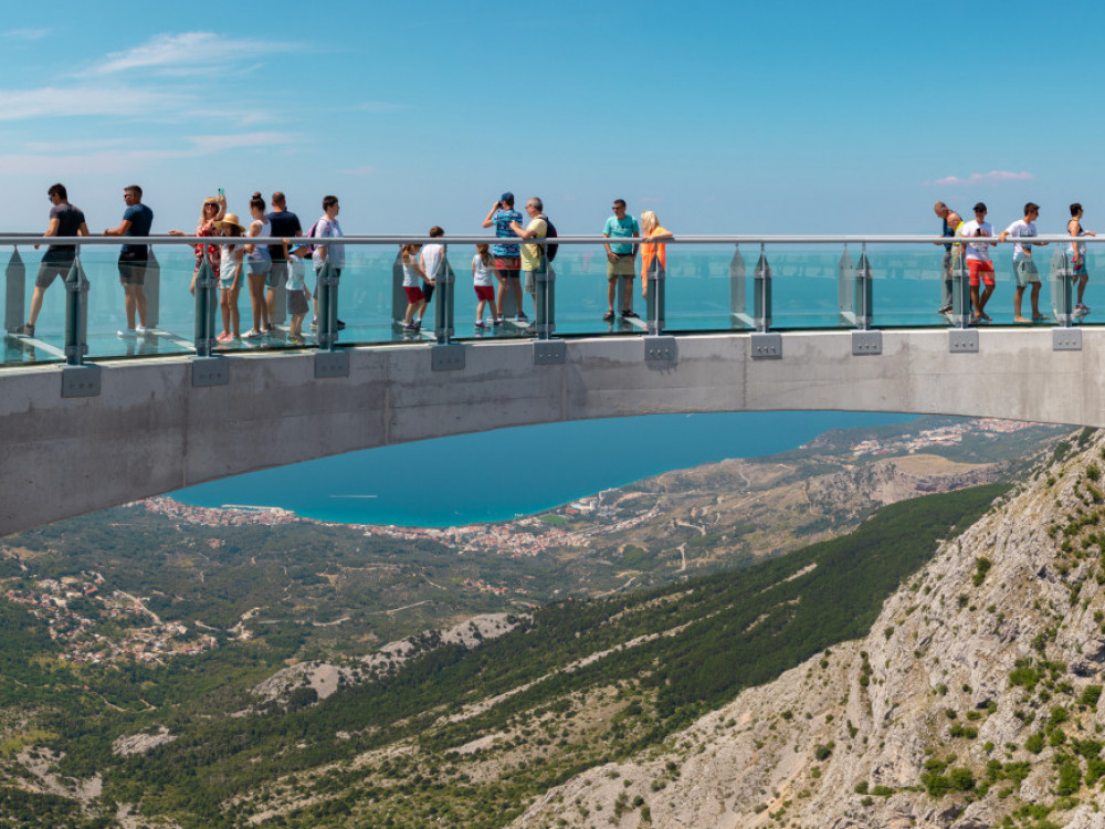 Region u sezoni posjetilo 20 miliona turista, prihodi porasli za 91 posto