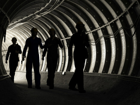 Zenički rudari prenoćili u jami Raspotočje, obustavljena proizvodnja