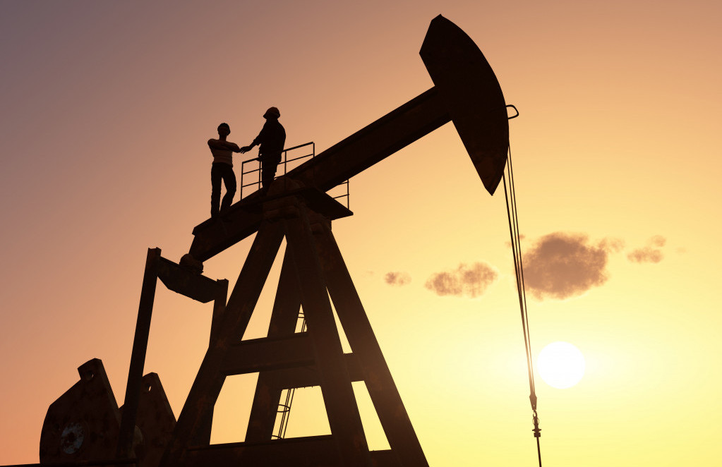 Cijena nafte raste zbog pada američkih zaliha