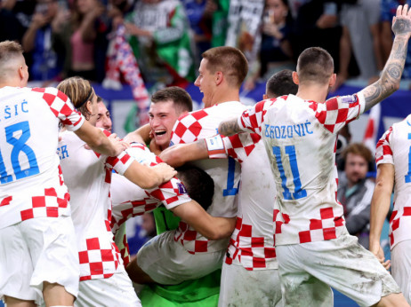 Hrvatska ide u polufinale,  a HNS trlja ruke