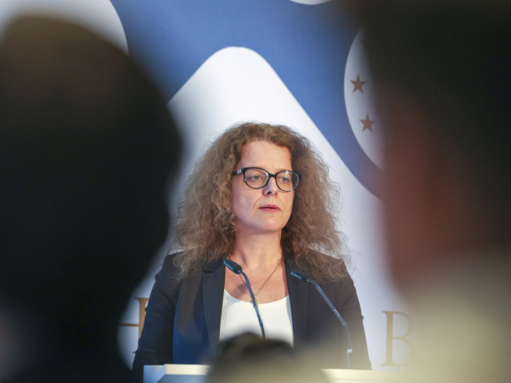 Schnabel iz ECB-a kaže da stope moraju doseći 'restriktivni' nivo