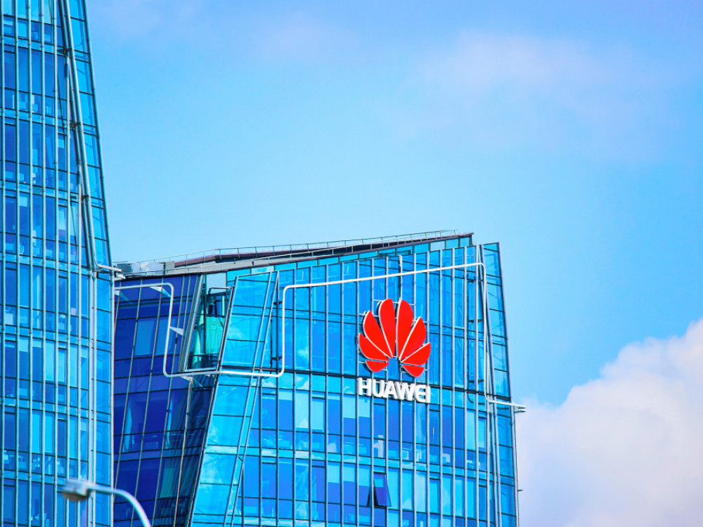 SAD razmatra sankcioniranje proizvođača čipova povezanih s Huaweijem