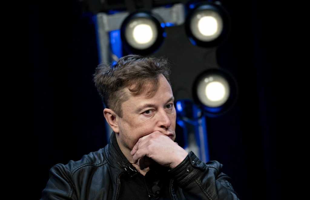 Elon Musk prvi čovek koji je izgubio 200 milijardi dolara