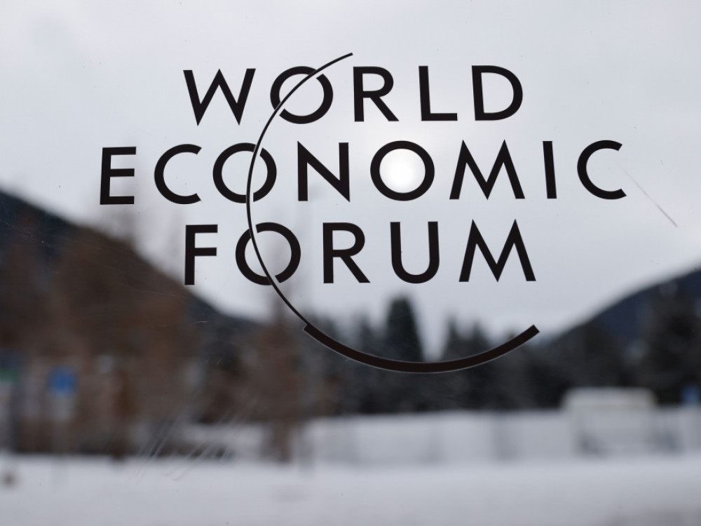 Krišto s Vučićem i Plenkovićem o jačanju suradnje u Davosu