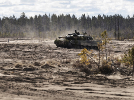 Njemačka isporučuje Ukrajini više Leopard i Gepard tenkova