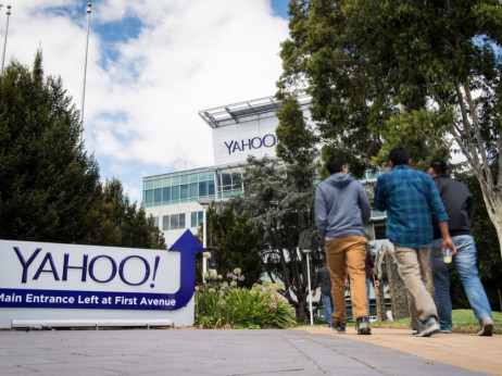 Yahoo će otpustiti oko 1.000 uposlenika