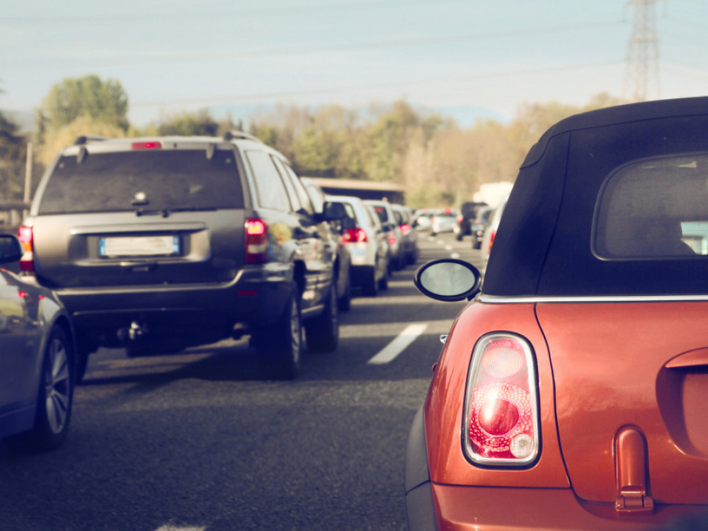 Odgođena EU-ova zabrana automobila na benzin i dizel