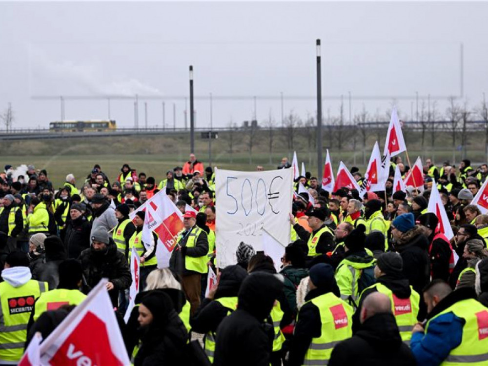 Njemačka blokirana, sindikati traže veće plaće