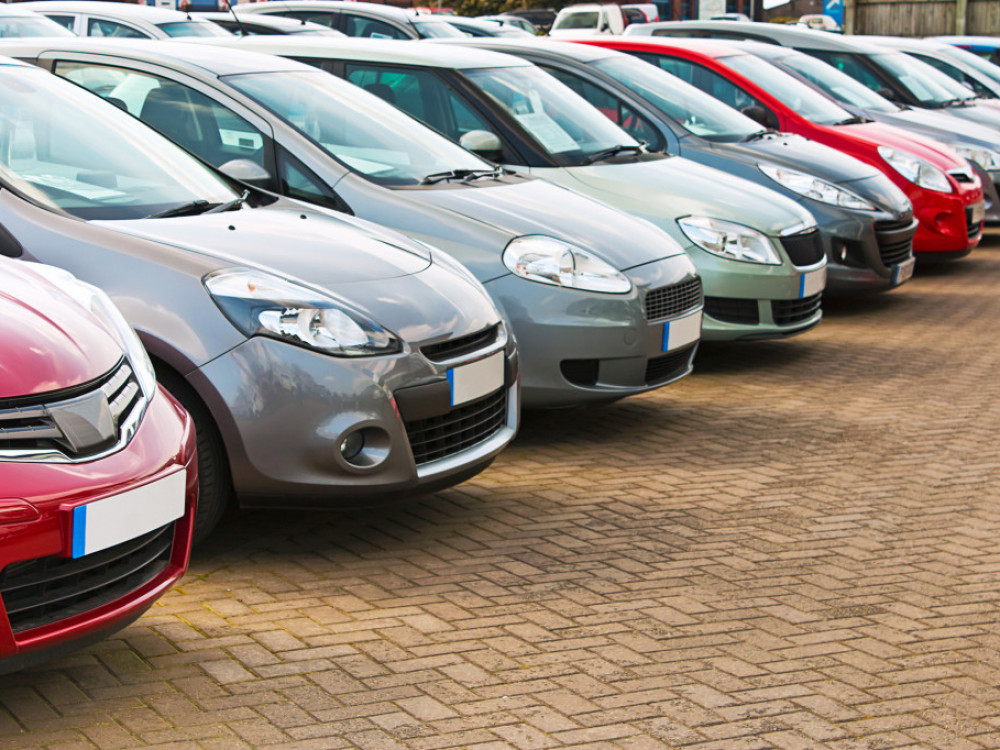 Kako su poslovale autokuće i kako je industrijska proizvodnja započela 2023.
