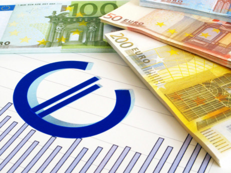 ECB ostavila kamate na istom nivou, evro oslabio