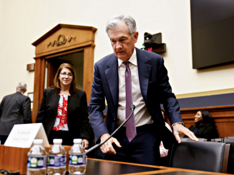 Powell: Događaji u bankama mogli bi rezultirati strožim uvjetima kreditiranja