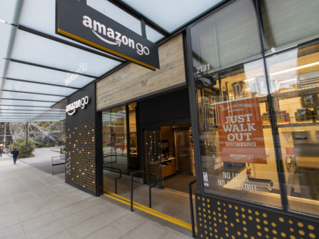Zatvara se osam Amazon Go prodavnica u SAD-u