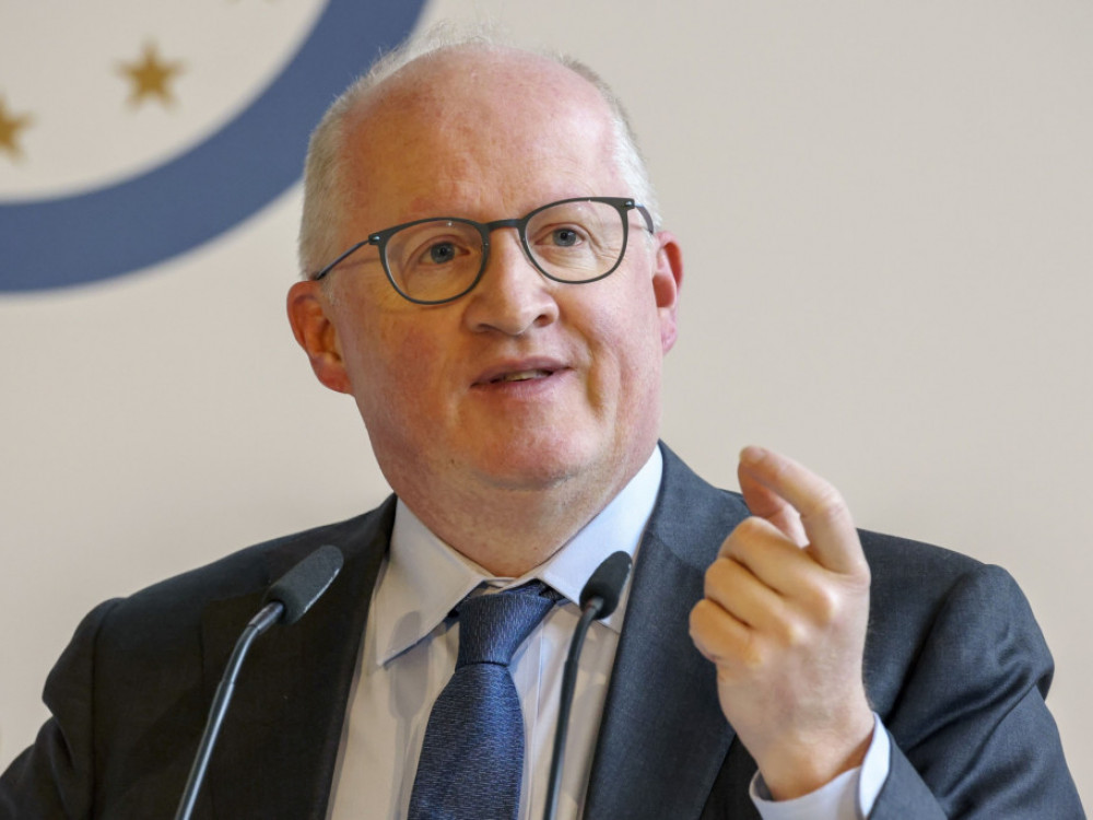 Lane (ECB): Povećanje stopa ako tenzije u bankama ne prođu