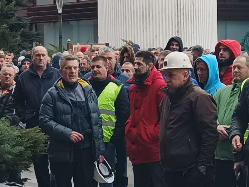 Zenički rudari već treću smjenu nisu sišli u jame