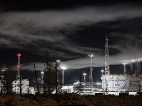 Gori rafinerija na jugu Rusije, Zelenski poriče napad na Kremlj