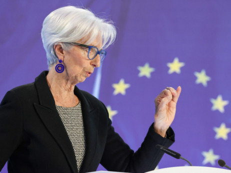 Lagarde: ECB treba istrajati s restriktivnom monetarnom politikom