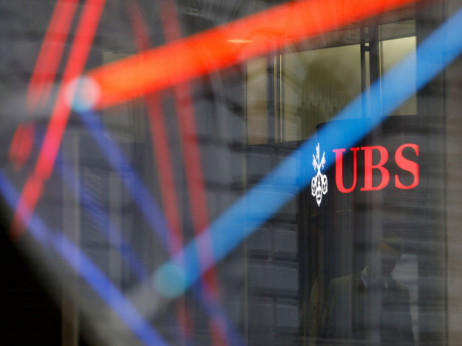 UBS reorganizira svoj menadžerski tim nakon preuzimanja Credit Suissea