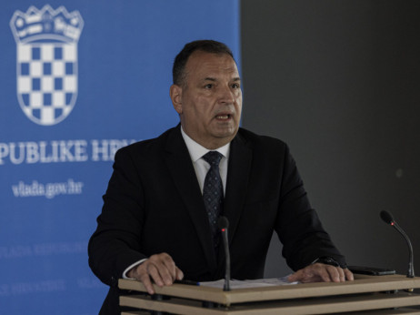 Hrvatska: Beroš potvrdio nove slučajeve trovanja, u tijeku testiranje uzoraka